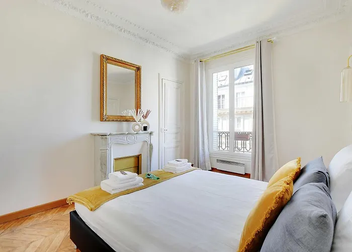 Διαμέρισμα Modern - 2bd 4p - Louvre Marais