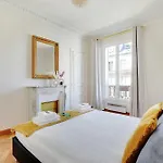 شقة Modern - 2bd 4p - Louvre Marais